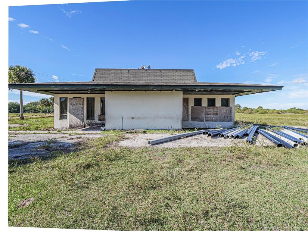 Okeechobee, Florida, 34972, United States, 6 Bedrooms Bedrooms, ,7 BathroomsBathrooms,Residential,Active,2006539