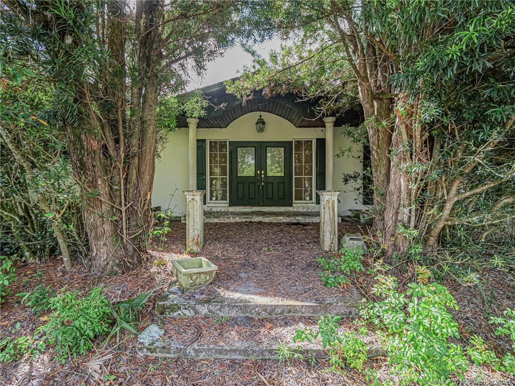 Okeechobee, Florida, 34972, United States, 6 Bedrooms Bedrooms, ,7 BathroomsBathrooms,Residential,Active,2006539