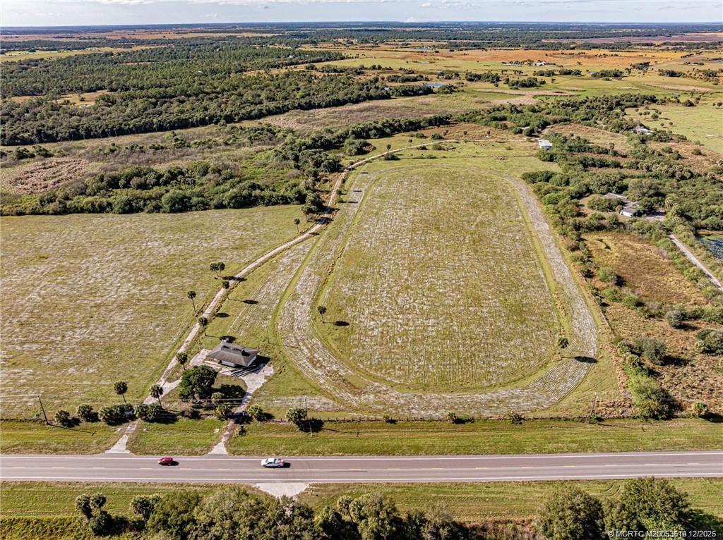 Okeechobee, Florida, 34972, United States, 6 Bedrooms Bedrooms, ,7 BathroomsBathrooms,Residential,Active,2006539