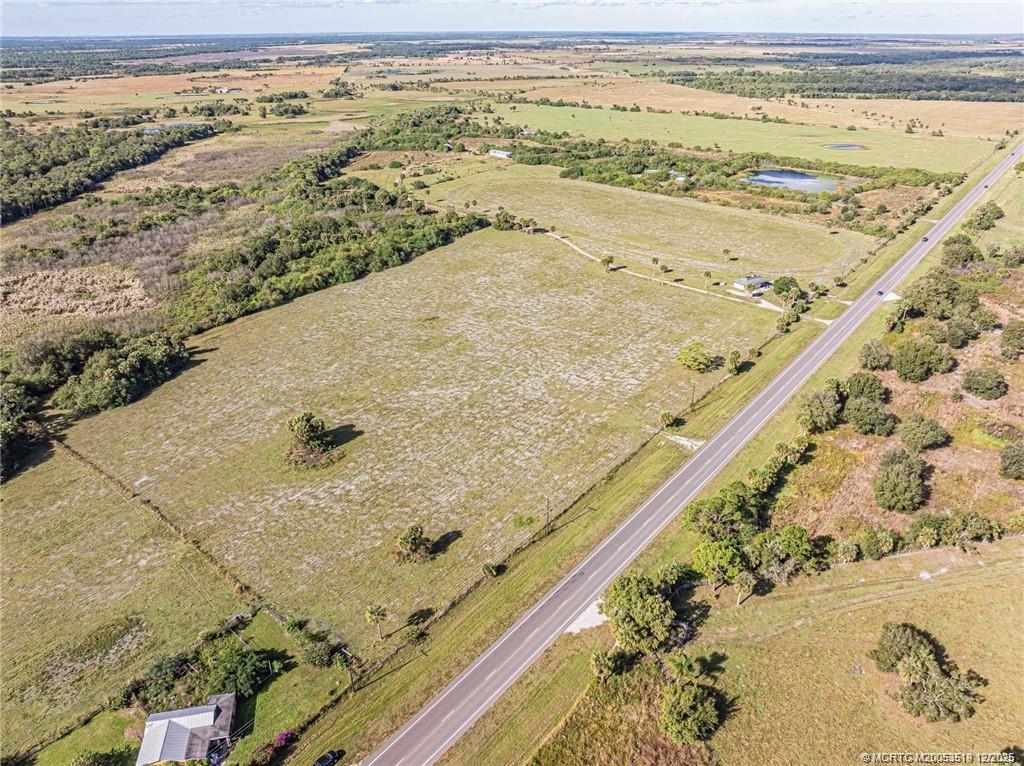Okeechobee, Florida, 34972, United States, 6 Bedrooms Bedrooms, ,7 BathroomsBathrooms,Residential,Active,2006539