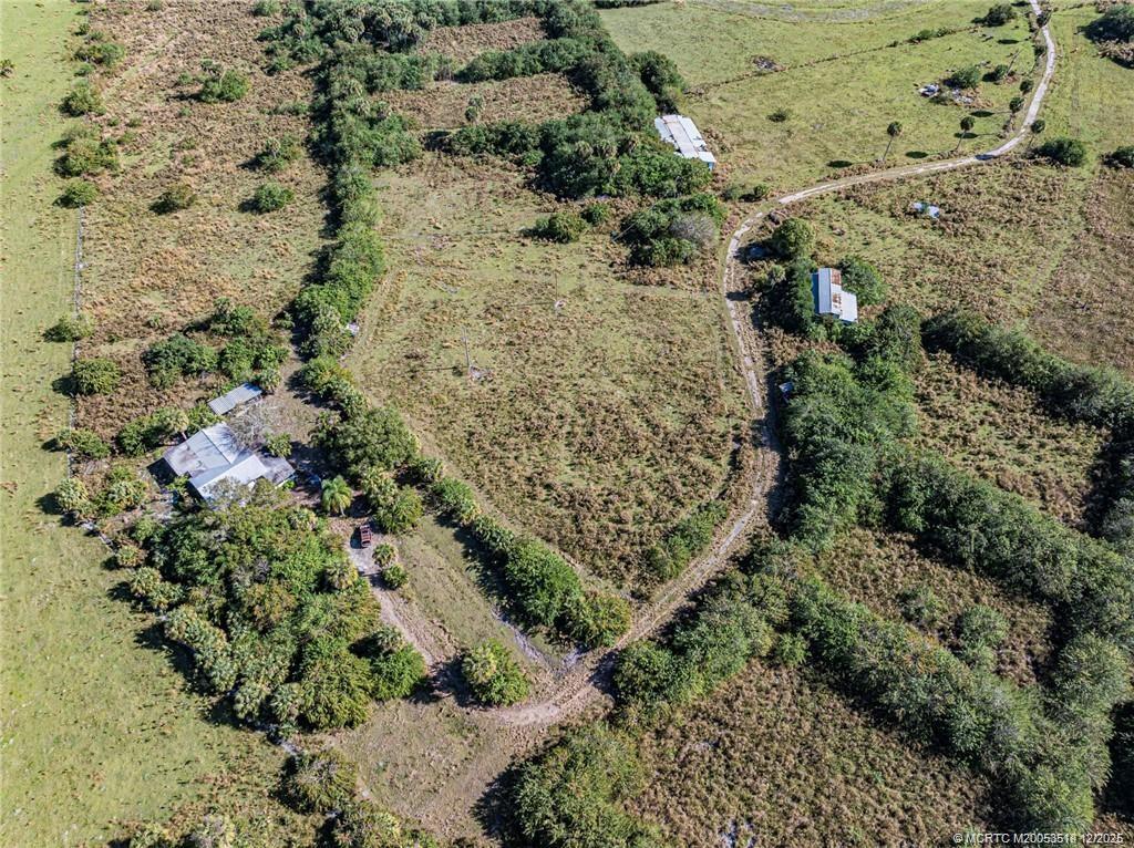 Okeechobee, Florida, 34972, United States, 6 Bedrooms Bedrooms, ,7 BathroomsBathrooms,Residential,Active,2006539