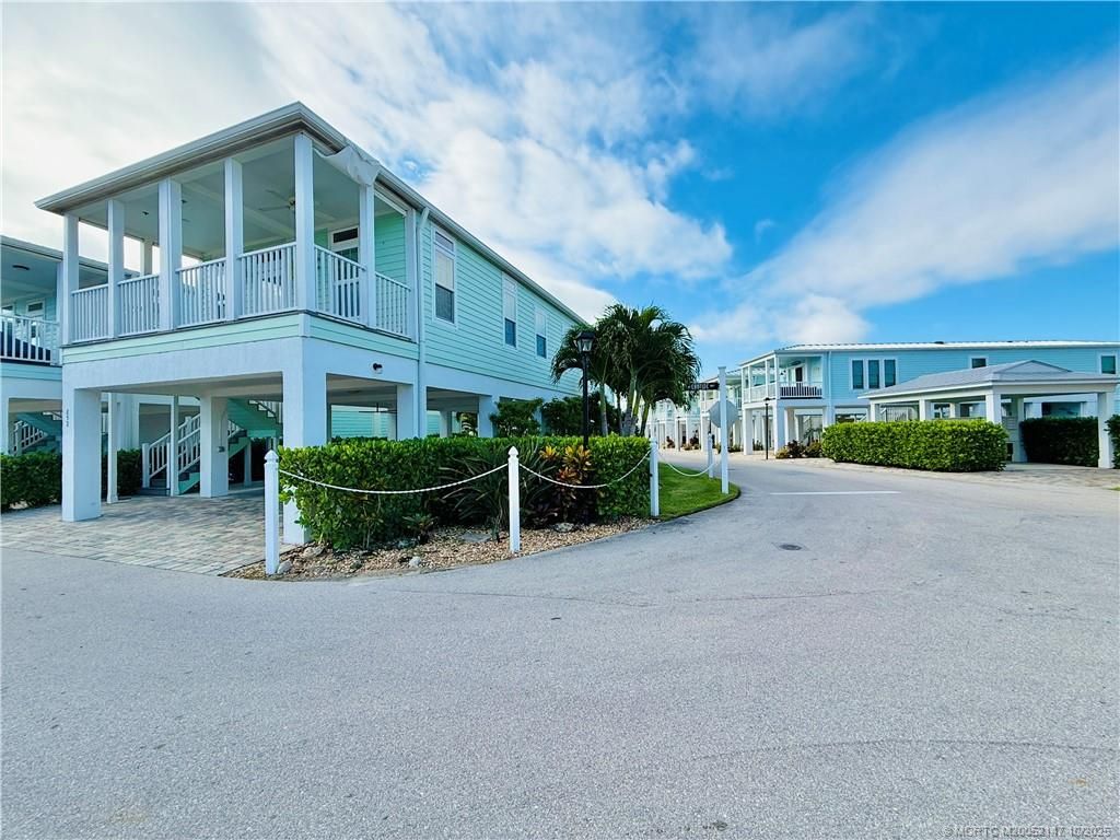 Photo of 252 NE Ebbtide Way Way, Jensen Beach, FL 34957 (MLS # M20052147)