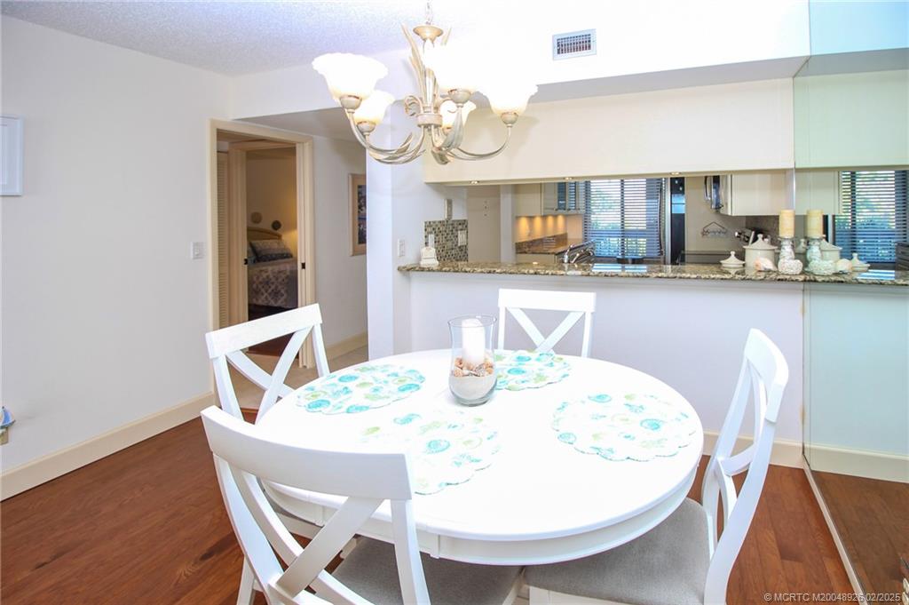 Stuart, Florida 34996, United States, 2 Bedrooms Bedrooms, ,2 BathroomsBathrooms,Residential,Active,9629