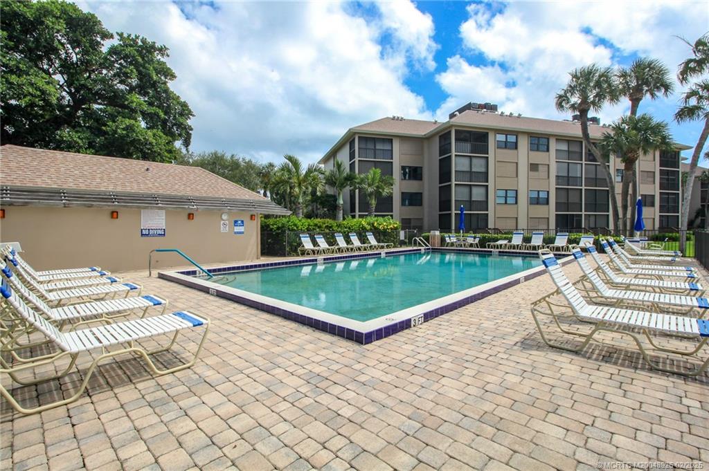 Stuart, Florida 34996, United States, 2 Bedrooms Bedrooms, ,2 BathroomsBathrooms,Residential,Active,9629