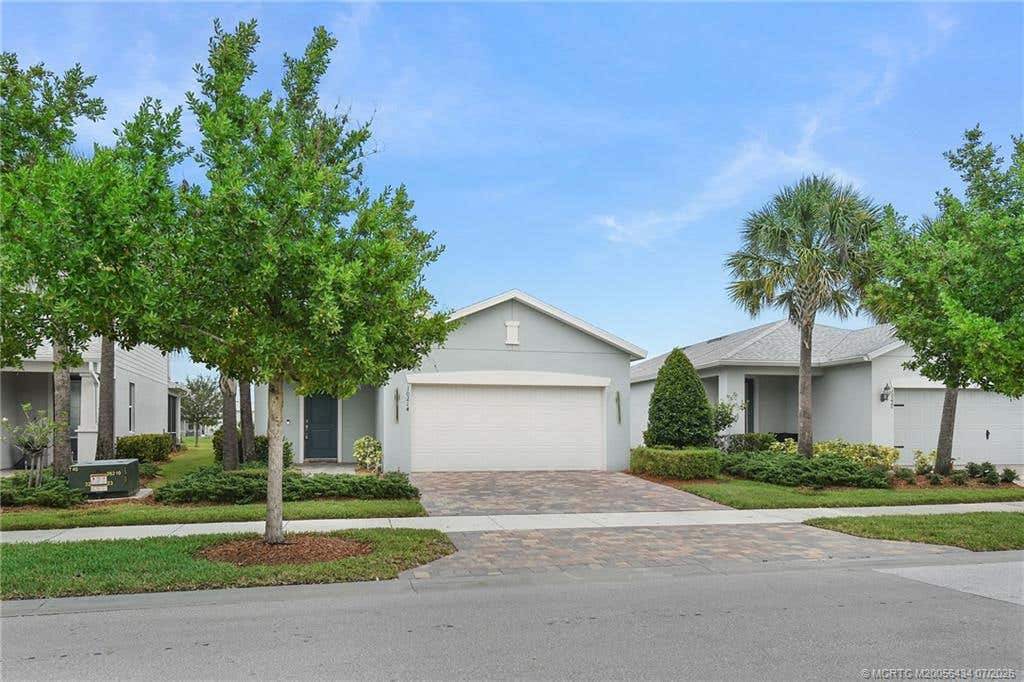 Photo of 10214 SW Captiva Drive, Port Saint Lucie, FL 34987 (MLS # M20056434)
