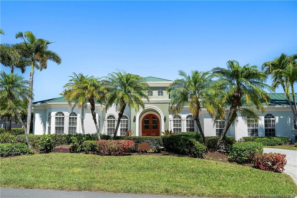1639 SW Thornberry Circle