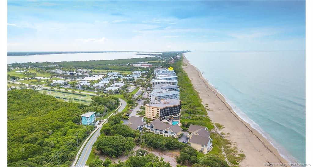 Photo of 669 NE Plantation Road #405, Stuart, FL 34996 (MLS # M20051042)