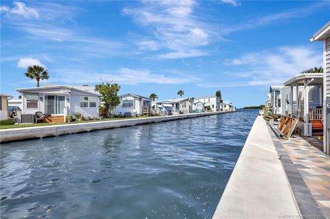 Photo of 351 Nettles Boulevard, Jensen Beach, FL 34957 (MLS # M20052992)