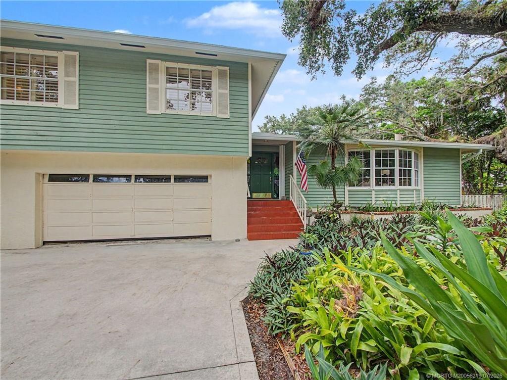 Photo of 14 Emarita Way, Stuart, FL 34996 (MLS # M20056219)