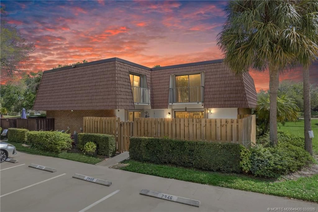 Photo of 2950 SW Sunset Trace Circle, Palm City, FL 34990 (MLS # M20049420)