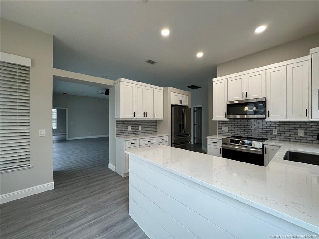 Photo of 701 SE Michael Court, Stuart, FL 34996 (MLS # M20036849)