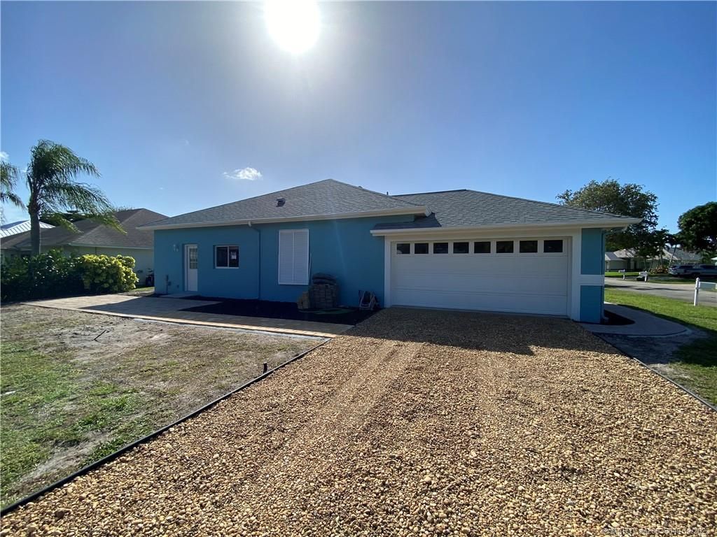 Photo of 701 SE Michael Court, Stuart, FL 34996 (MLS # M20036849)