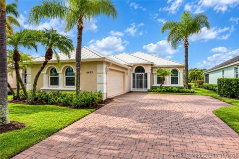 Homes For Sale - 4493 NW Red Maple Drive<br/> Jensen Beach, FL 34957
