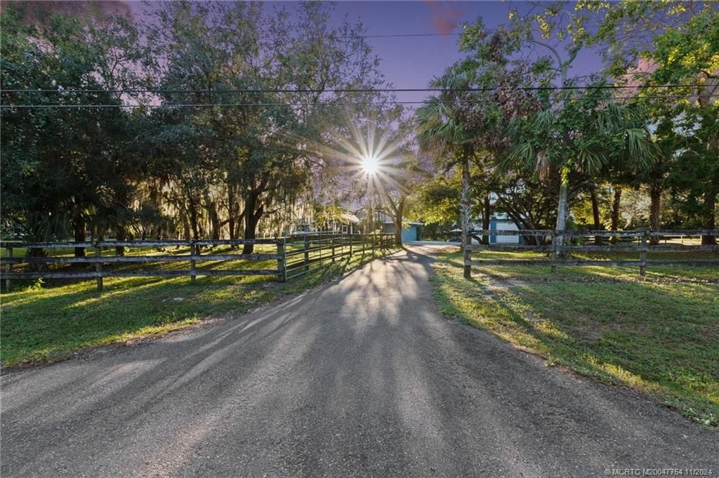 Photo of 7770 SW Parkway Drive, Stuart, FL 34997 (MLS # M20047754)