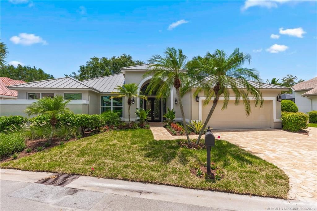 Photo of 1417 NW Winters Creek Road, Palm City, FL 34990 (MLS # M20040918)