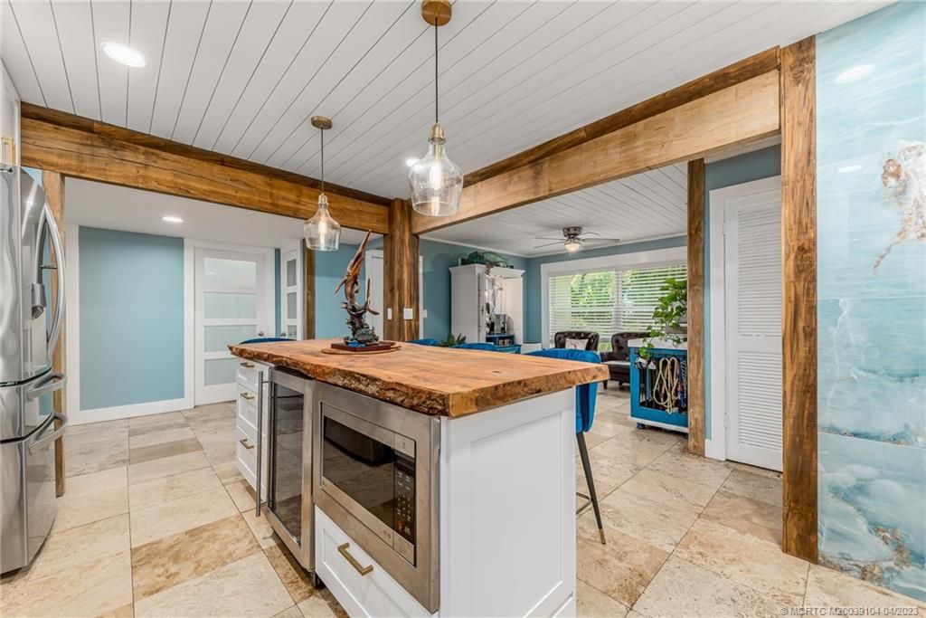 Photo of 1240 SW Covered Bridge Drive, Palm City, FL 34990 (MLS # M20039104)