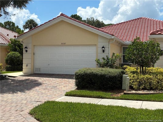 9097 SE RETREAT DR, HOBE SOUND, FL 33455 - Image 1d49a9b7f5aa32e01ffda8fc41c1dd75/696528037