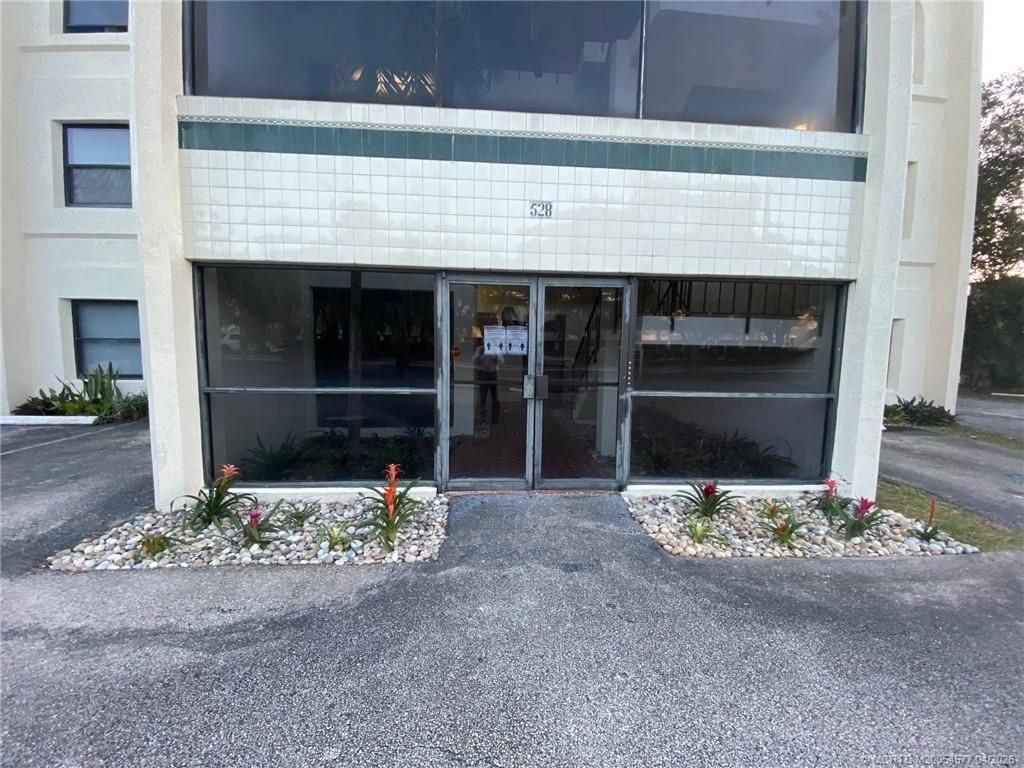 Photo of 528 SE Osceola Street #B1, Stuart, FL 34994 (MLS # M20054577)