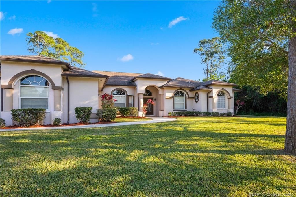 Photo of 1687 SW Import Drive, Port Saint Lucie, FL 34953 (MLS # M20048292)