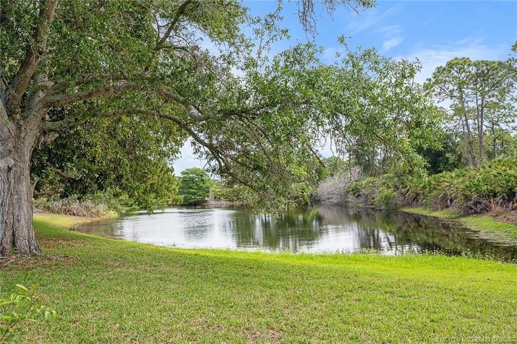 Photo of 7627 SE Fiddlewood Lane, Hobe Sound, FL 33455 (MLS # M20055421)