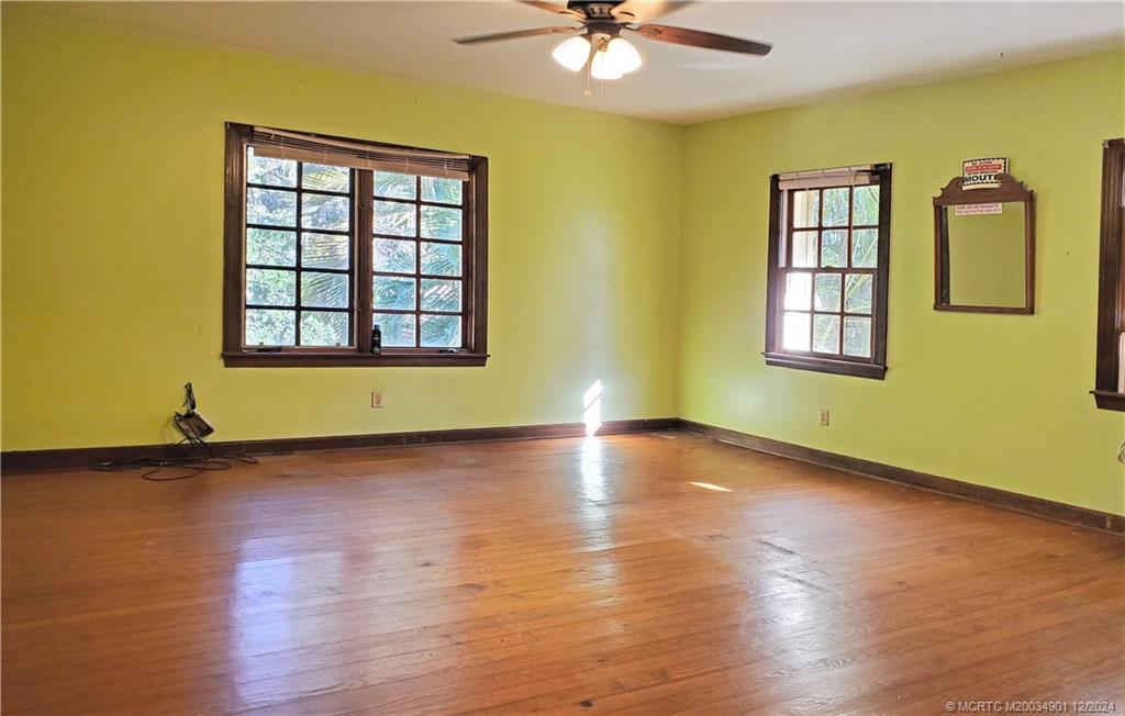 Palm City, Florida 34990, United States, 5 Bedrooms Bedrooms, ,4 BathroomsBathrooms,Residential,Pending,74669