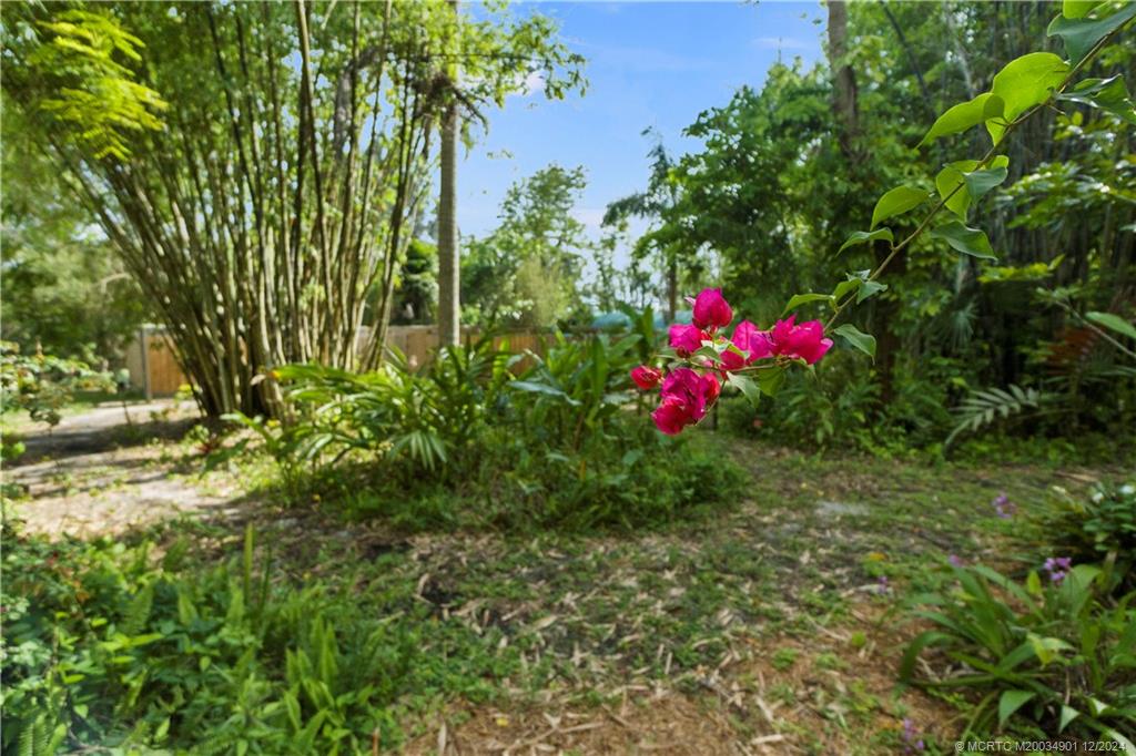 Palm City, Florida 34990, United States, 5 Bedrooms Bedrooms, ,4 BathroomsBathrooms,Residential,Pending,74669