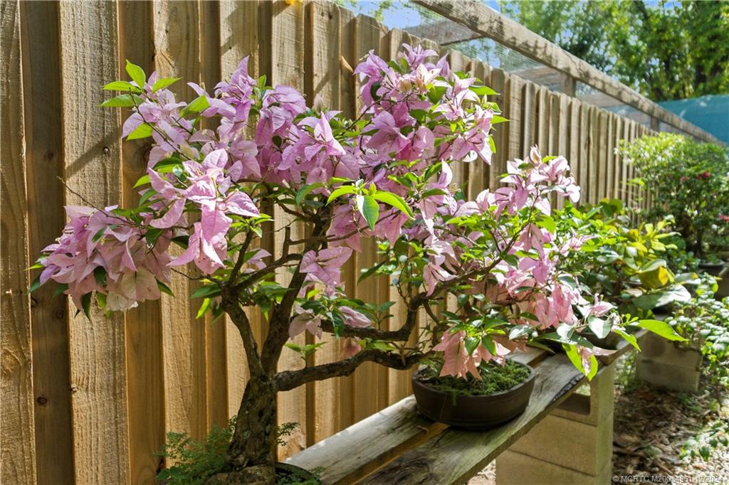 Palm City, Florida 34990, United States, 5 Bedrooms Bedrooms, ,4 BathroomsBathrooms,Residential,Pending,74669