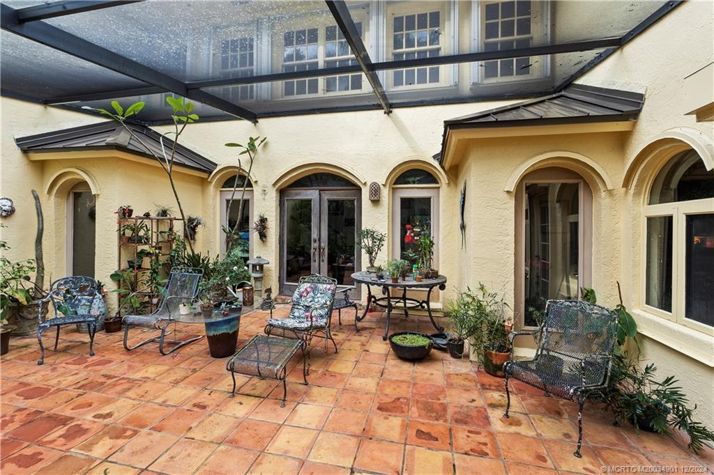 Palm City, Florida 34990, United States, 5 Bedrooms Bedrooms, ,4 BathroomsBathrooms,Residential,Pending,74669