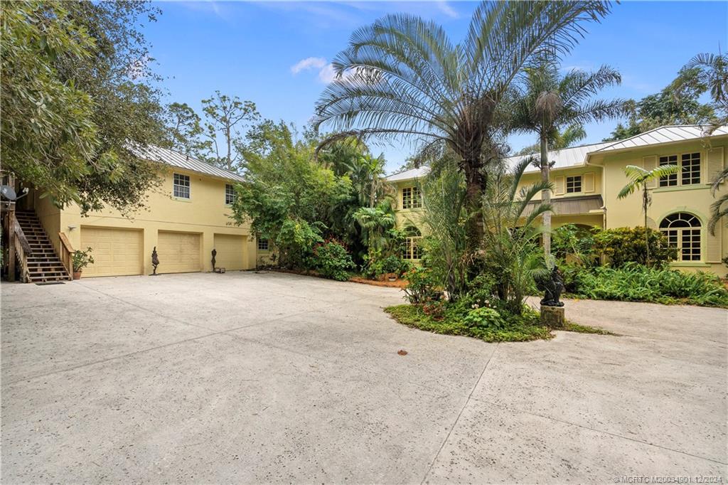 Palm City, Florida 34990, United States, 5 Bedrooms Bedrooms, ,4 BathroomsBathrooms,Residential,Pending,74669