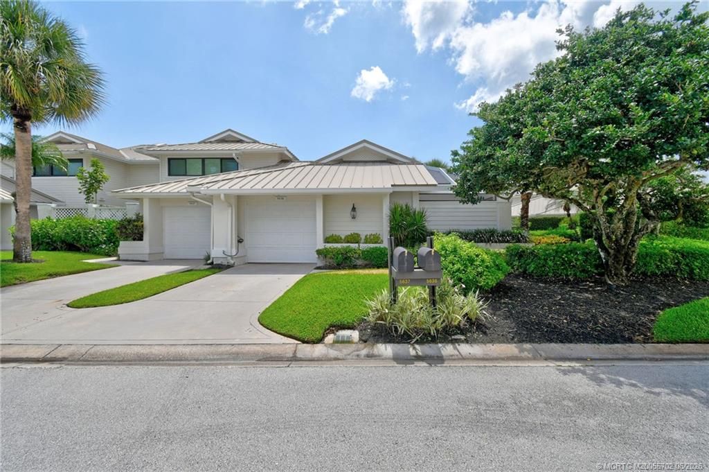 Photo of 5636 SE Foxcross Place, Stuart, FL 34997 (MLS # M20055702)