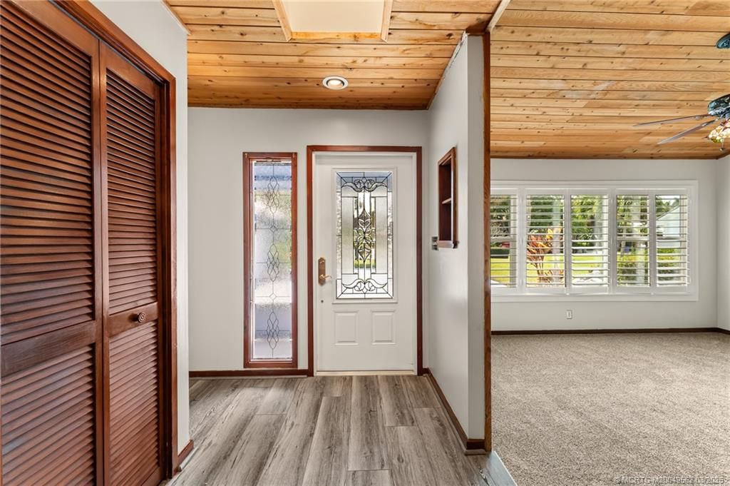 Photo of 8665 SE May Terrace, Hobe Sound, FL 33455 (MLS # M20049562)