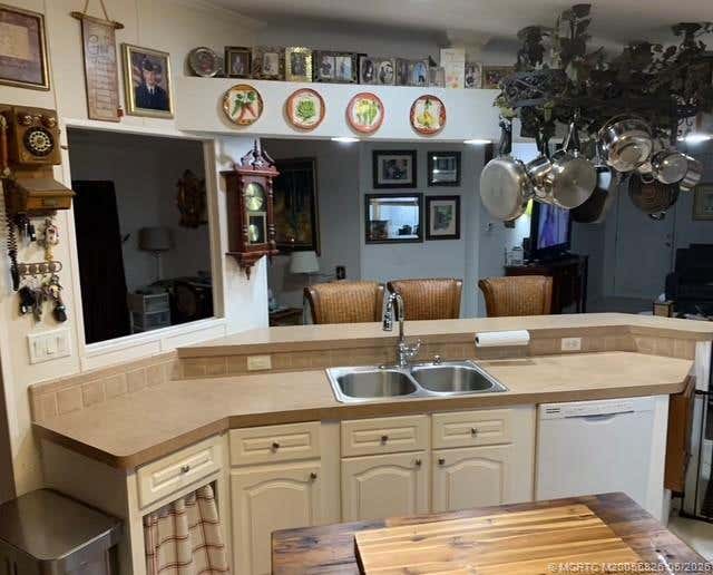 Photo of 2555 PGA Boulevard #345, Palm Beach Gardens, FL 33410 (MLS # M20055826)