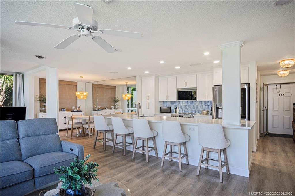 Stuart, Florida 34996, United States, 2 Bedrooms Bedrooms, ,2 BathroomsBathrooms,Residential,Active,217018