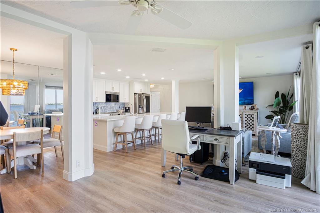 Stuart, Florida 34996, United States, 2 Bedrooms Bedrooms, ,2 BathroomsBathrooms,Residential,Active,217018