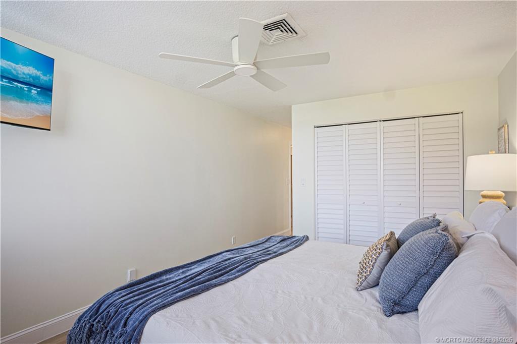 Stuart, Florida 34996, United States, 2 Bedrooms Bedrooms, ,2 BathroomsBathrooms,Residential,Active,217018