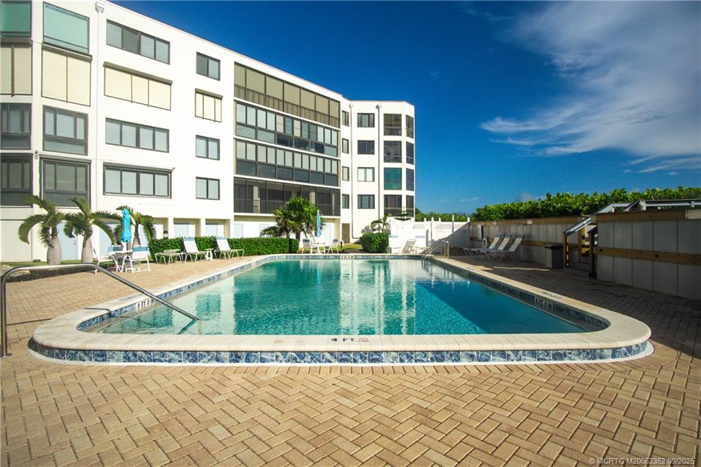 Stuart, Florida 34996, United States, 2 Bedrooms Bedrooms, ,2 BathroomsBathrooms,Residential,Active,217018