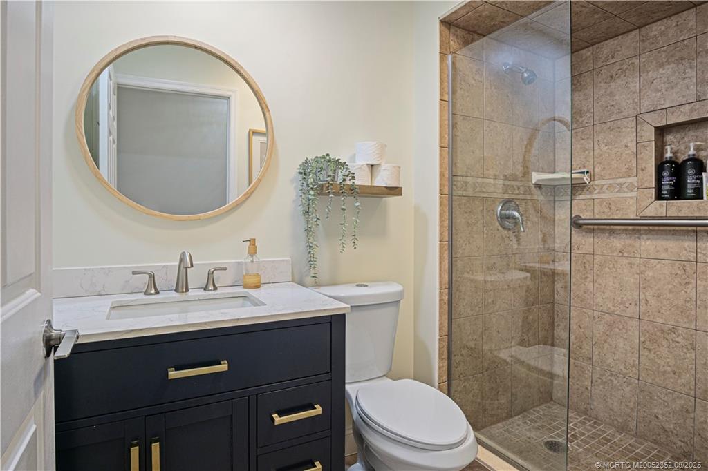 Stuart, Florida 34996, United States, 2 Bedrooms Bedrooms, ,2 BathroomsBathrooms,Residential,Active,217018