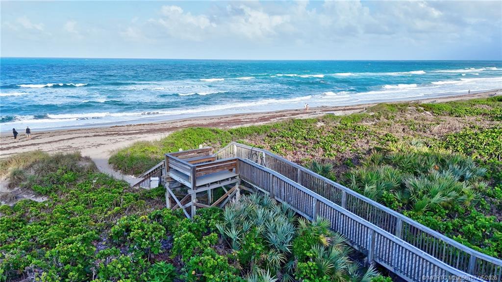 421 NE Plantation Road 617