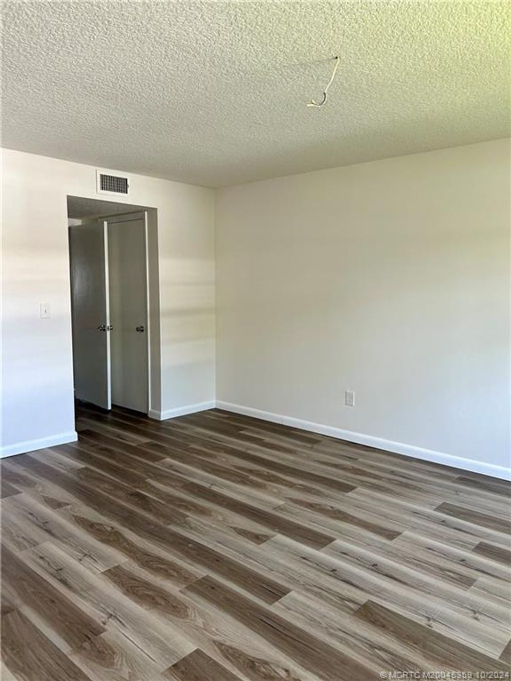 Photo of 2950 SE Ocean Boulevard #14-5, Stuart, FL 34996 (MLS # M20045359)