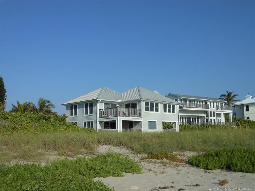 Photo of 1871 NE Ocean Boulevard #UPPER GUEST HOUSE, Stuart, FL 34966 (MLS # M20041362)