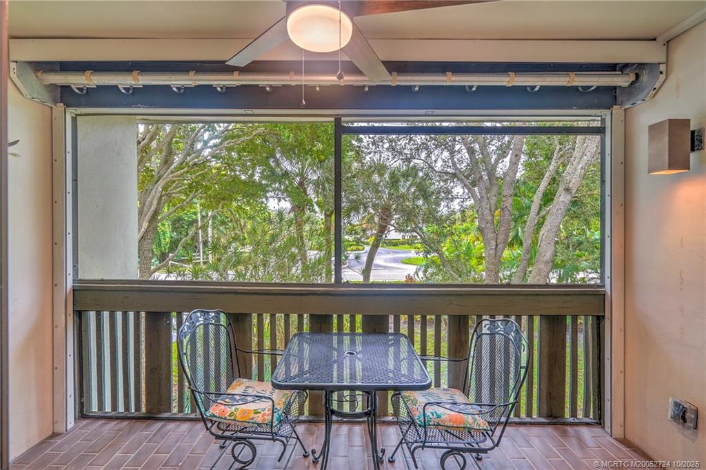 Stuart, Florida 34996, United States, 2 Bedrooms Bedrooms, ,2 BathroomsBathrooms,Residential,Active,230844