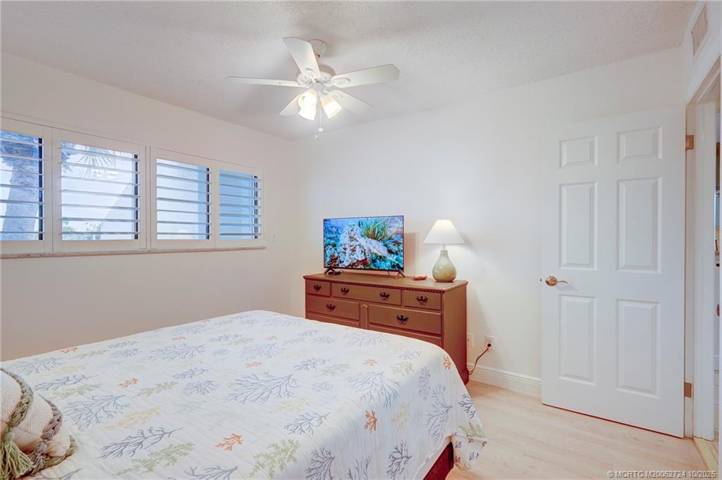 Stuart, Florida 34996, United States, 2 Bedrooms Bedrooms, ,2 BathroomsBathrooms,Residential,Active,230844