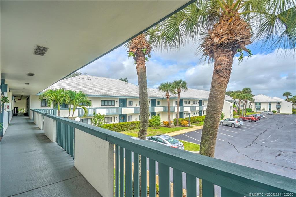 Stuart, Florida 34996, United States, 2 Bedrooms Bedrooms, ,2 BathroomsBathrooms,Residential,Active,230844