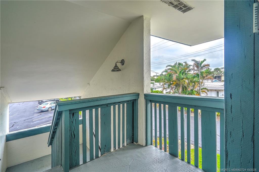Stuart, Florida 34996, United States, 2 Bedrooms Bedrooms, ,2 BathroomsBathrooms,Residential,Active,230844