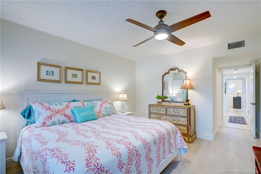 Stuart, Florida 34996, United States, 2 Bedrooms Bedrooms, ,2 BathroomsBathrooms,Residential,Active,230844