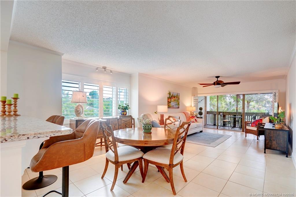 Stuart, Florida 34996, United States, 2 Bedrooms Bedrooms, ,2 BathroomsBathrooms,Residential,Active,230844