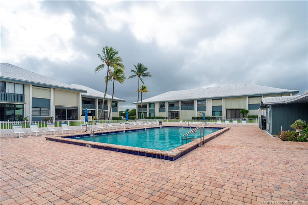 Stuart, Florida 34996, United States, 2 Bedrooms Bedrooms, ,2 BathroomsBathrooms,Residential,Active,230844