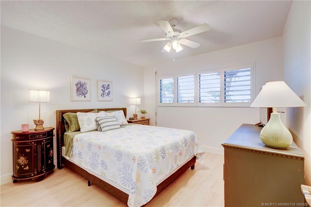 Stuart, Florida 34996, United States, 2 Bedrooms Bedrooms, ,2 BathroomsBathrooms,Residential,Active,230844
