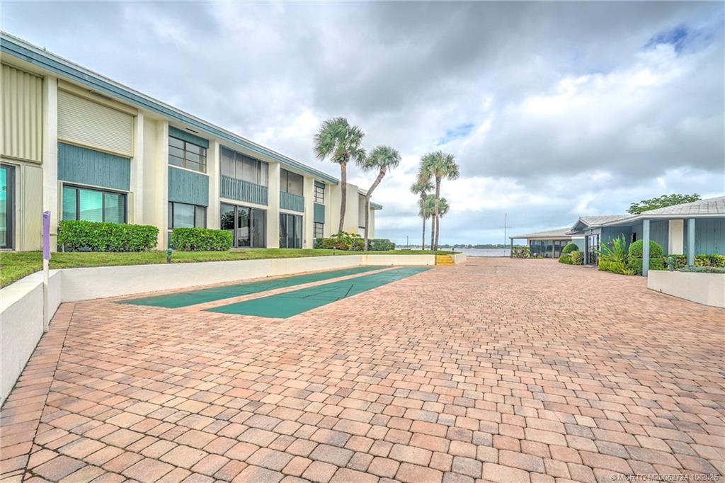 Stuart, Florida 34996, United States, 2 Bedrooms Bedrooms, ,2 BathroomsBathrooms,Residential,Active,230844