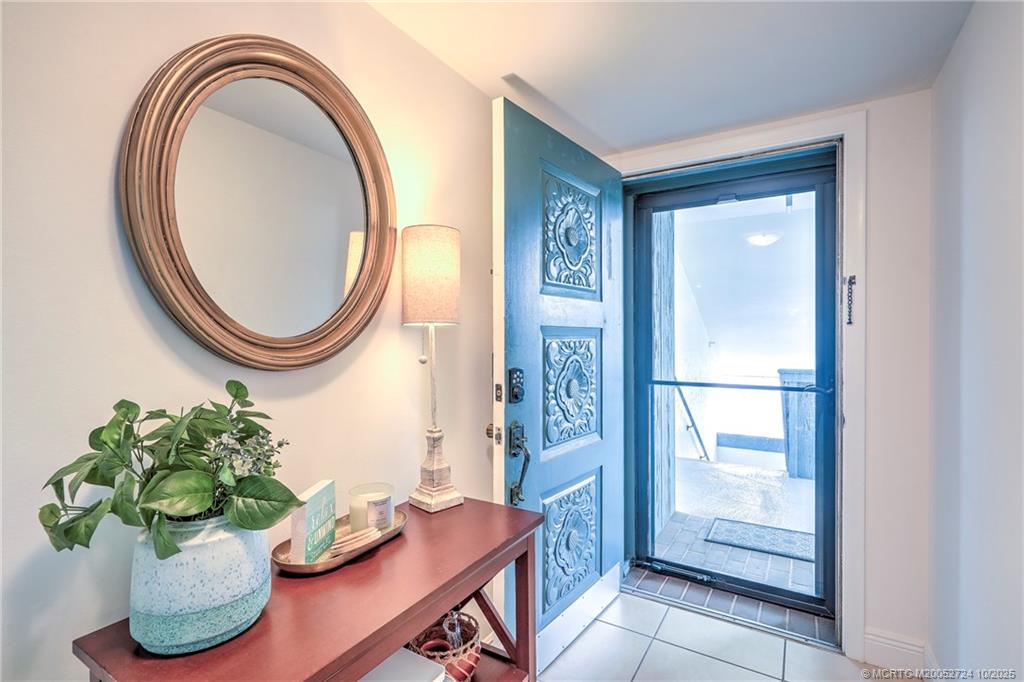 Stuart, Florida 34996, United States, 2 Bedrooms Bedrooms, ,2 BathroomsBathrooms,Residential,Active,230844